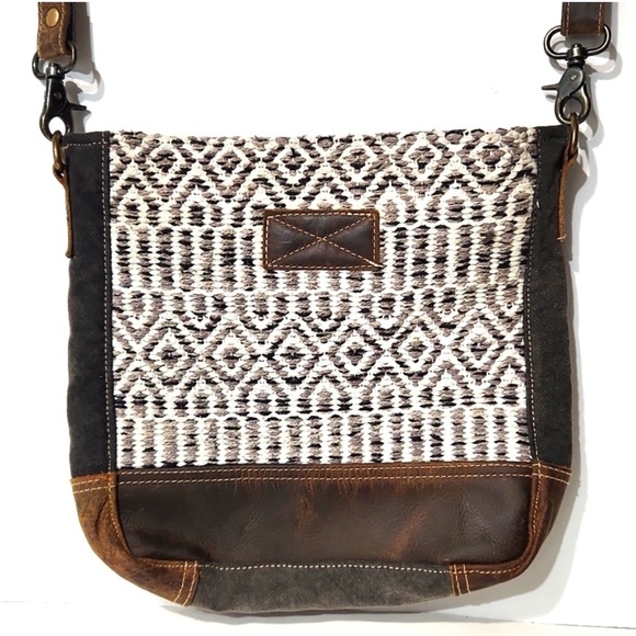 Myra Bag crossbody nubuck boho tribal print bag. Made in India festival purse - Picture 2 of 12